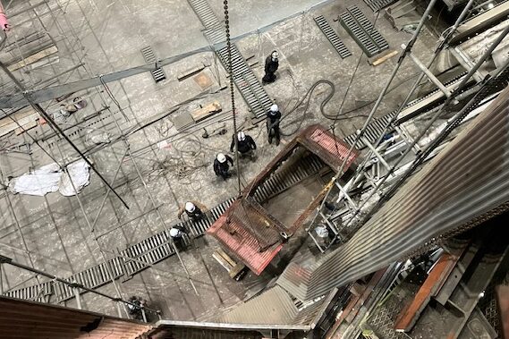 パネル吊り降し5